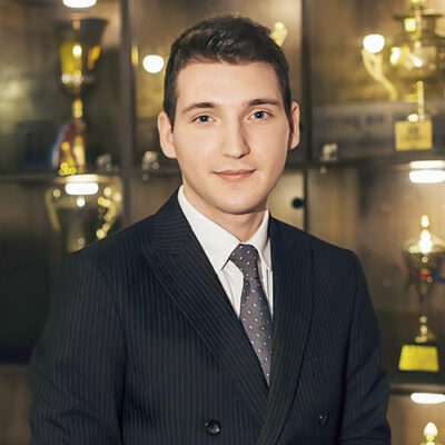 Вюгар М. ГУСЕЙНОВ